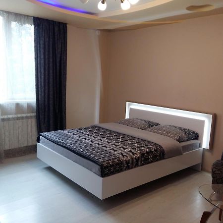 Uzh Apartments Ужгород Екстер'єр фото